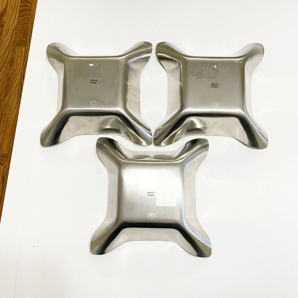 Oneida Square Stainless Steel Platters Set of 3 - Picture 5 of 9